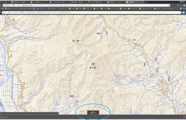緯度経度の取得はスマホでも地理院地図でも何でも良い。
10進記述であること。