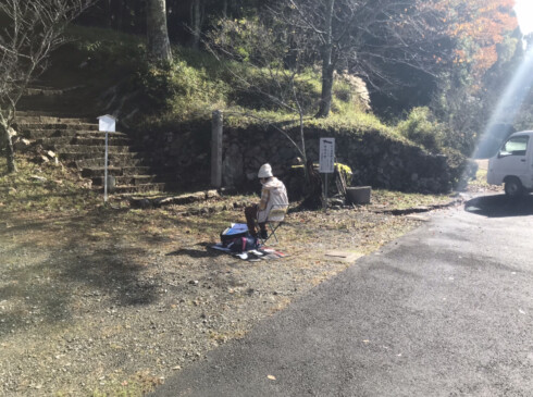 「うーん、石段の角度が難しい」