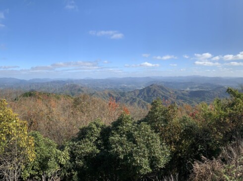 気持ちよく晴れ渡った、烏ヶ岳からの大パノラマ