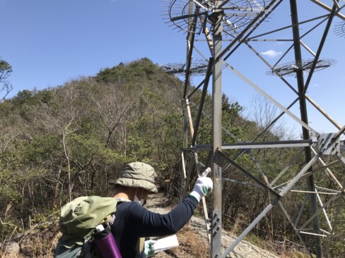 次は、本日3座目の大谷山を目指します。リーダー、地図で確認中!