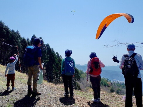 わあー!!飛んでいきます。