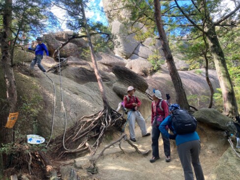 いざ、お楽しみの天狗岩(*^^*)