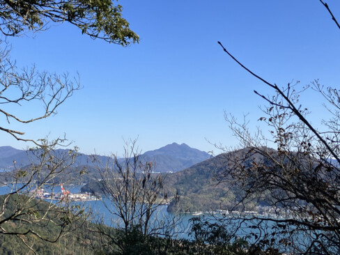 帰路に青葉山を遠望。