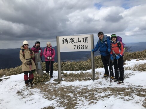 鍋塚到着!!今年は雪解けがはやいです。