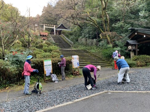 日向大神宮で休憩。