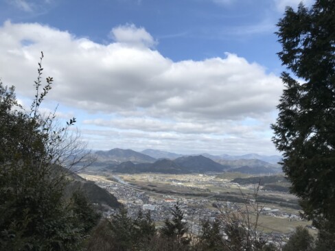 烏ケ岳方面が良く見えます。