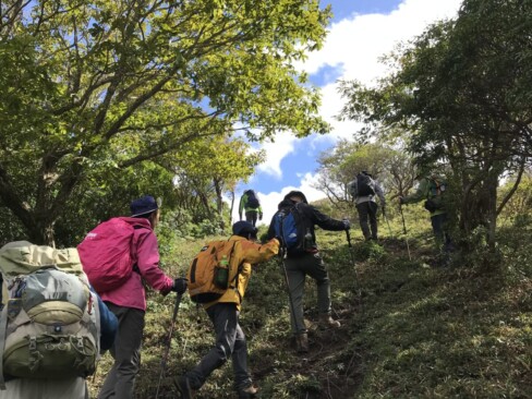 下山中です。ここを登り切ればフトウガ峰。