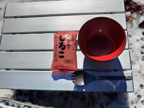 今日は、井村屋さんのおしるこをいただきます。