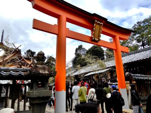 鳥居まで近づいてきました。