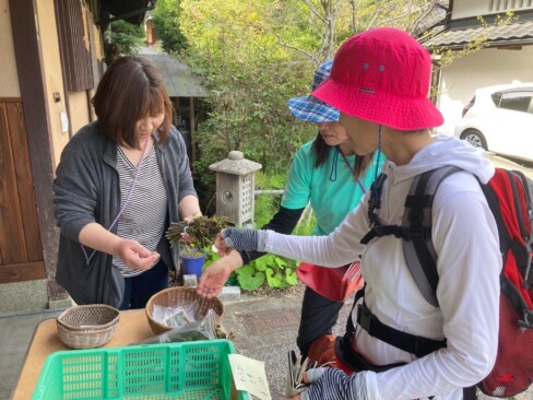 途中で、ワラビを購入!(^^)!