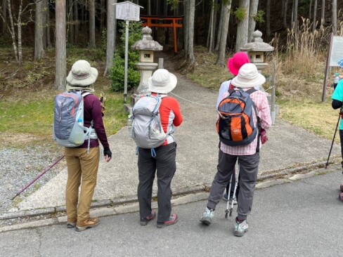 氷室神社前にに到着。