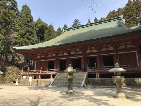 重厚感のある建物です。