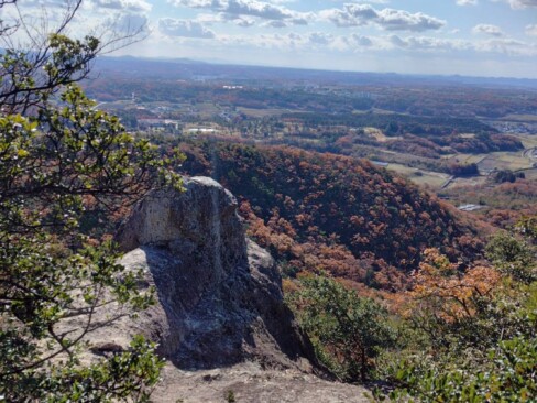 大展望の天狗岩が見えてきました。