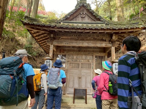 理源大師が霊力によって発見したといわれる「醍醐水」