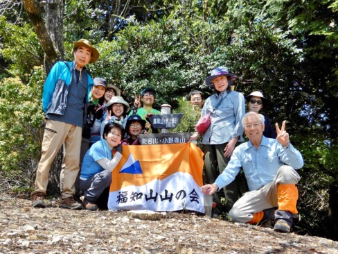本日3座目の鷹取山で、記念撮影✌