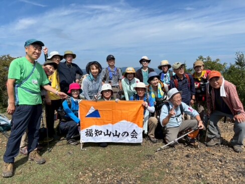 福知山山の会のメンバーで記念撮影。んん・・懐かしいお顔も!