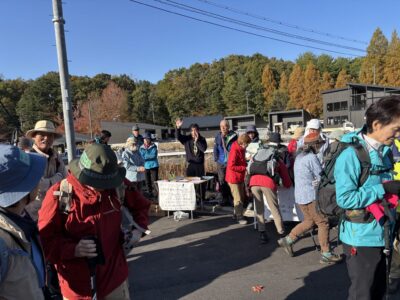 早くから、たくさんの方が受付をされています。