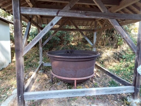 日本遺産「鬼ノ釜」。大きすぎる!