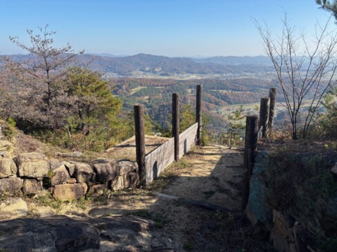 東門まできました。