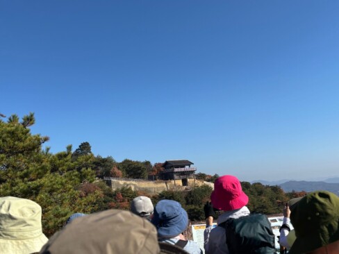 皆さんスマホを構えてパチリ