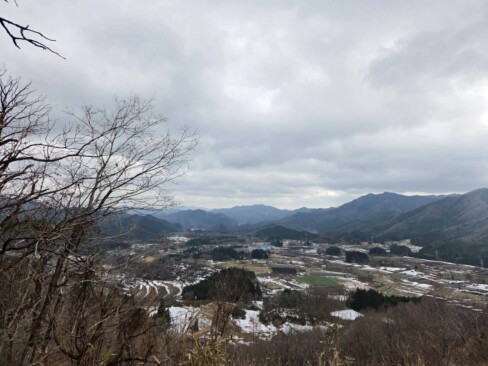 夜久野高原が一望できます。