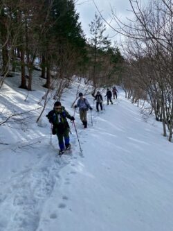 いい距離感・・・山の中でもディスタンス