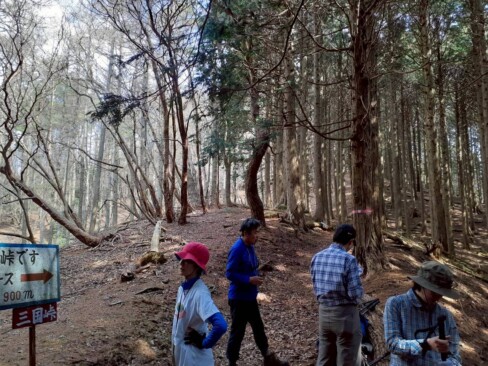 三国峠に到着。しばし、休憩