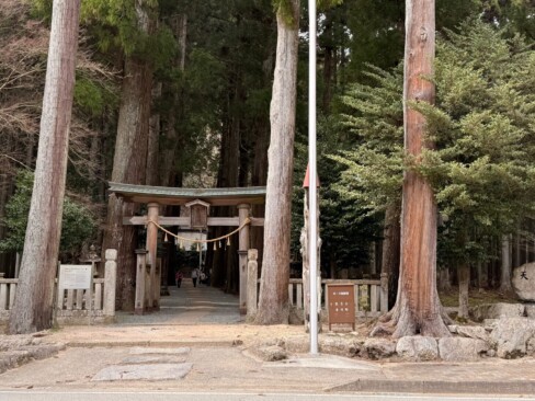 道の駅ちかくの青玉神社におまいり。