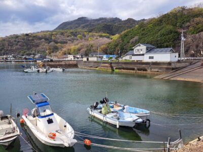 紫雲出山登山の発着起点になっている大浜漁港