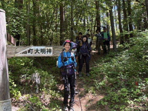 約7キロ、累積標高952m・・・なかなかの道のりでした。笑顔でゴール。