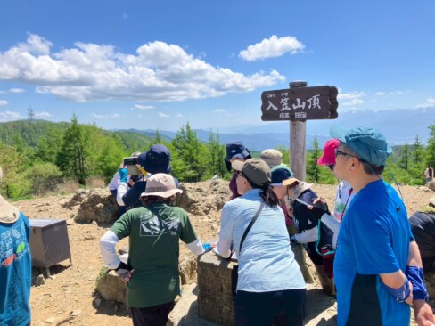 360度の大パノラマ!!八ヶ岳、南・北・中央アルプス、富士山まで見渡せます。
