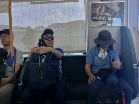 電車に揺られてのんびり。